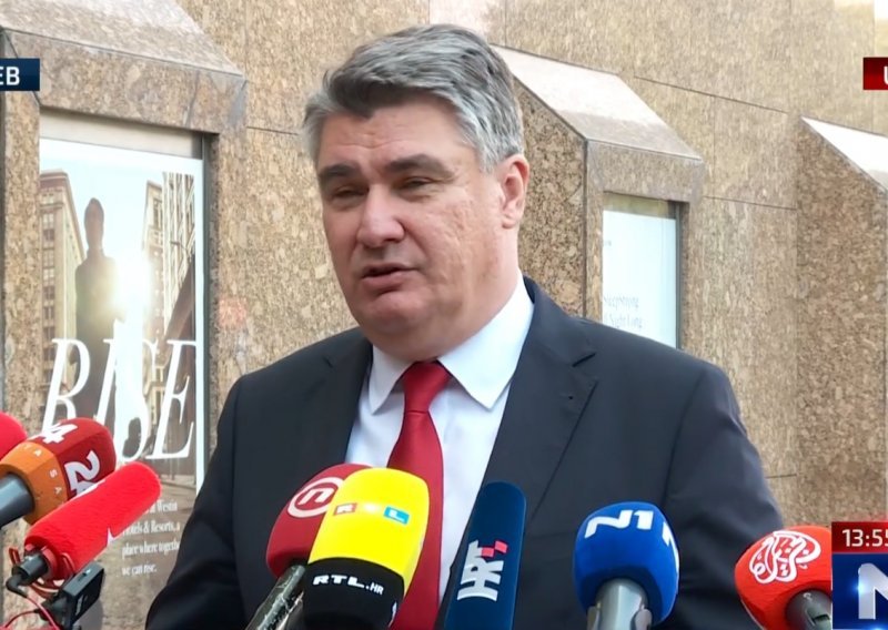 [VIDEO] Milanović opet po Vladi, HDZ-u i premijeru: Dronovi-samoubojice, kamikaze, šehidi... Svojim babama mogu govoriti da nisu znali za dolazak ruskih trgovaca!