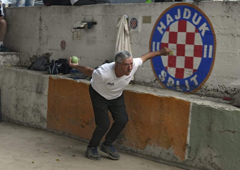 Kreće isplata 'nacionalne mirovine', evo kad sjeda na račune