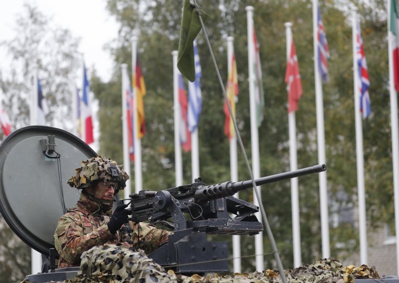 Predsjednik Litve: Svaki pedalj teritorija NATO-a mora se braniti!