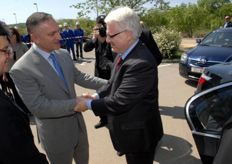 Radnici Diokija uboli Josipovića Ježićevom donacijom