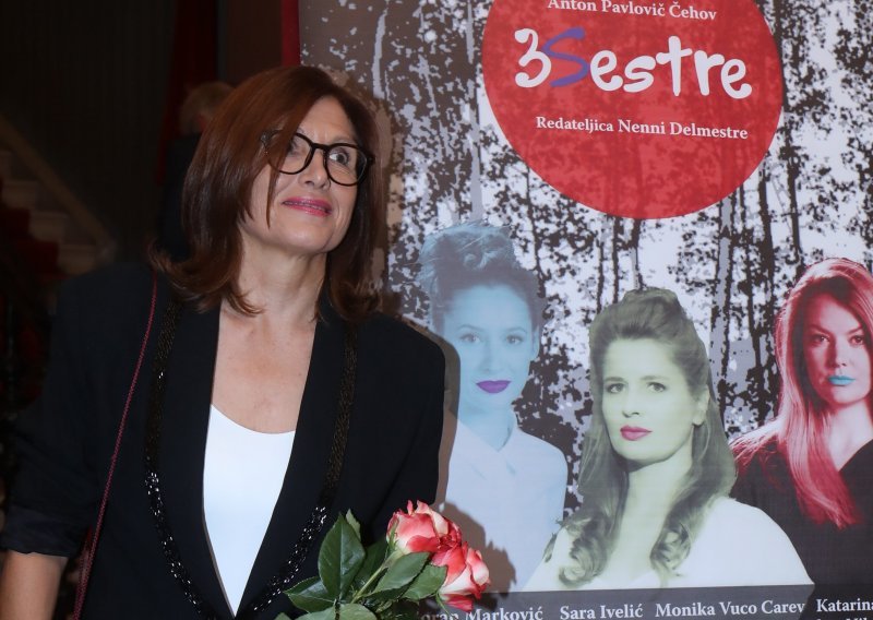 Premijerom drame 'Tri sestre' u režiji Nenni Delmestre počela kazališna sezona splitskog HNK-a