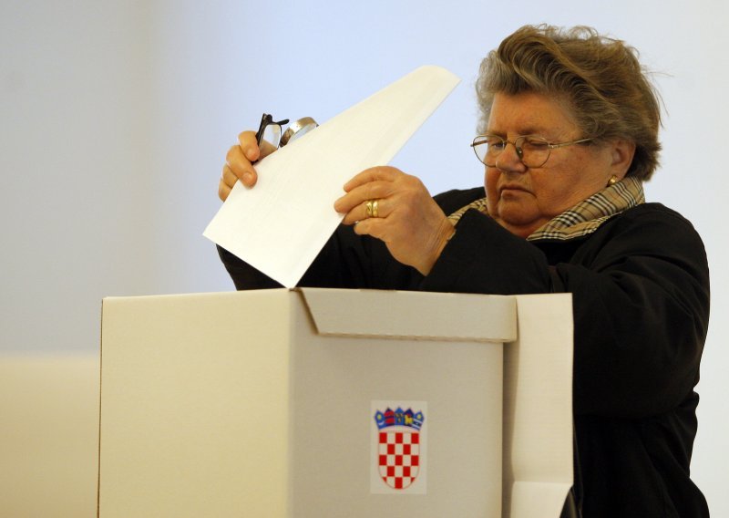 Euro election in Croatia marked by poor turnout