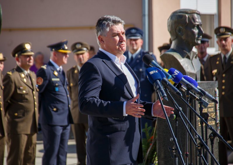 [FOTO/VIDEO] Milanović u Vukovaru: Pogledajte govor Blage Zadre iz travnja 1991. Govori o zajedničkoj domovini Hrvata i Srba, o tome da su ovdje dobrodošli