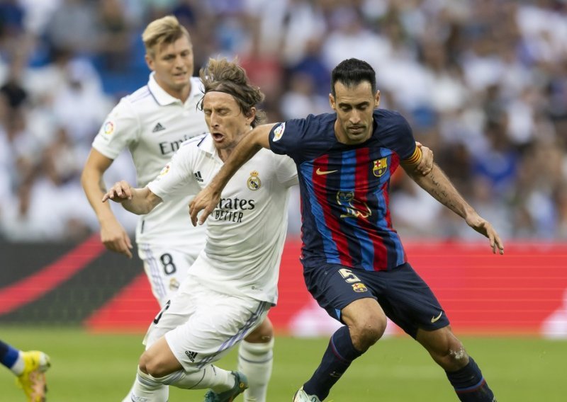 [FOTO] El Clasico: Slavlje Reala za preuzimanje liderske pozicije, Modrić iz utakmice u utakmicu piše povijest