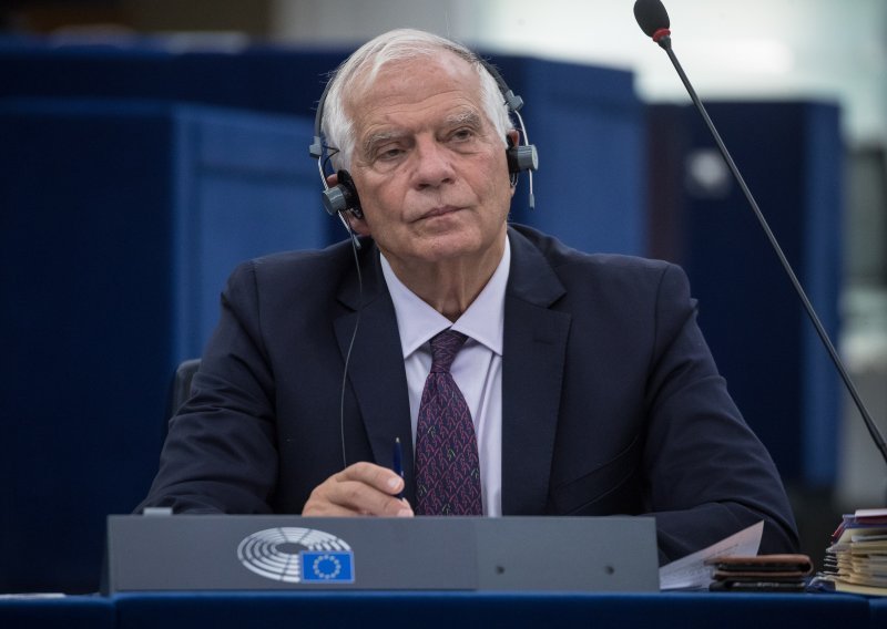 Borrell podržava utvrđivanje odgovornosti za ruske ratne zločine u Ukrajini