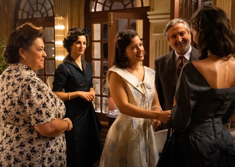 'Dva života' – nova hit španjolska serija nominirana je za Emmy