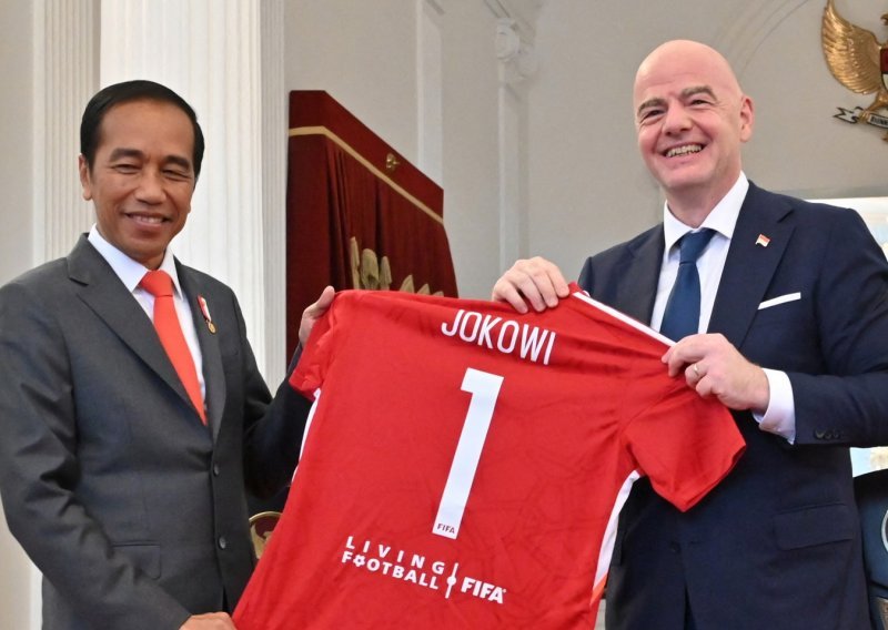 Šef Fife morao se hitno sastati s indonezijskim predsjednikom, a razlog je 130 ljudi poginulih na stadionu; ne ponovilo se...