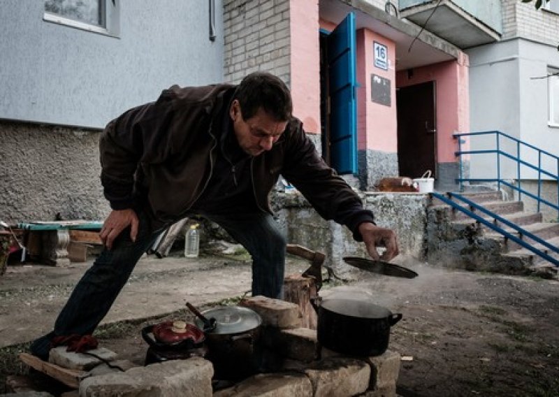 Ukrajina će u četvrtak ograničiti opskrbu strujom zbog ruskih napada