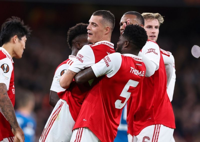 Xhaka nokautirao PSV i odveo Arsenal u nokaut fazu natjecanja