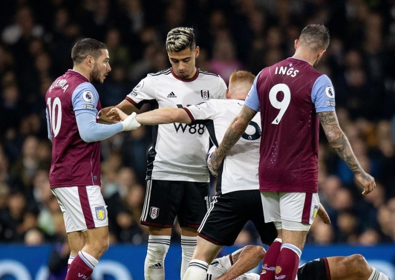 Srbin Mitrović zabio za Fulham, Brazilac Douglas Luiz ga nokautirao udarcem glavom u glavu