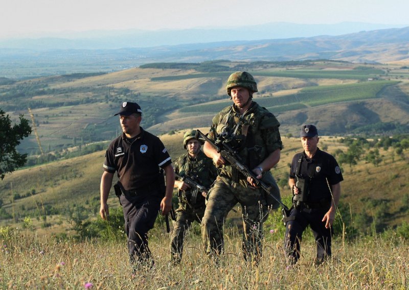 Ukrajina od Srbije traži izručenje špijuna koji je uhićen na granici sa smaragdima i velikom količinom novaca