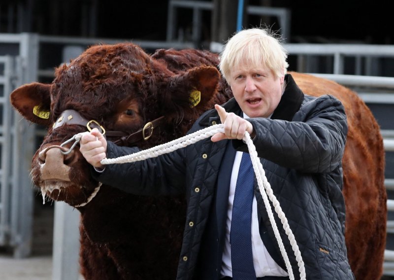 Boris Johnson vraća se u Britaniju kako bi pokušao dobiti natrag stari posao, kritičari bijesni: Stvorit će samo još više kaosa!