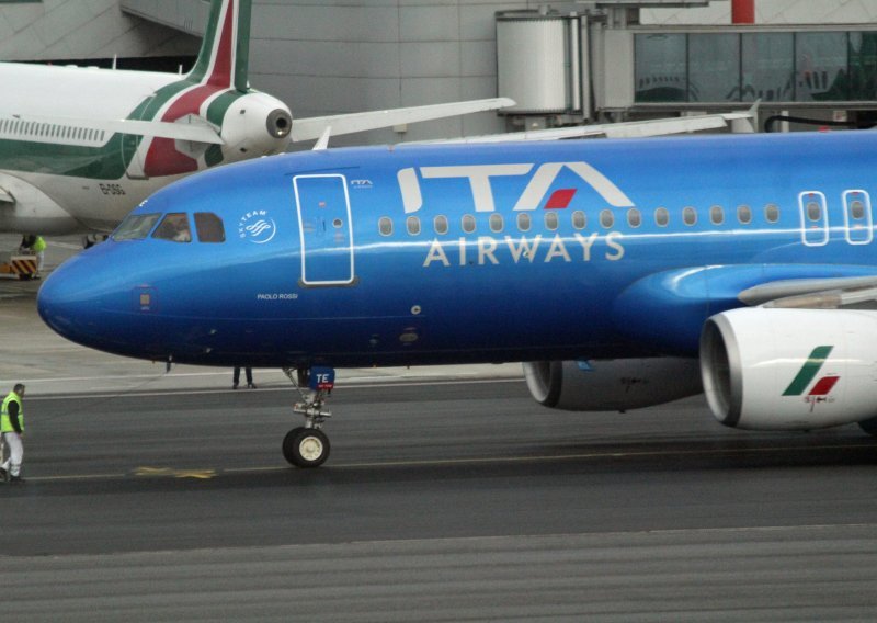 Štrajkaju kontrolori letova u Italiji; otkazani brojni letovi
