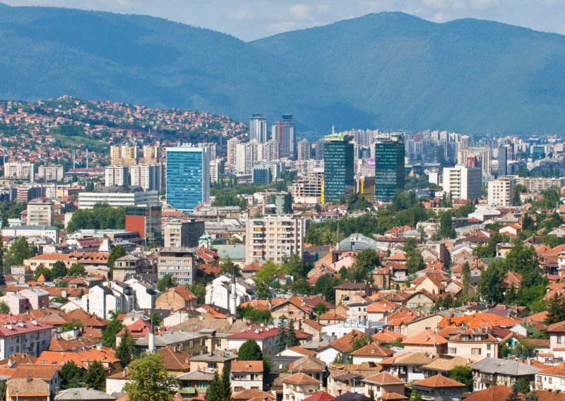 Povećan kreditni rejting Bosne i Hercegovine, ali uz veliko upozorenje