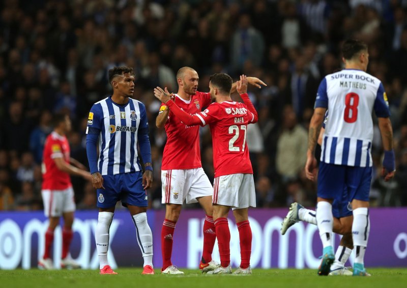 Najveći portugalski derbi donio radost gostima; Benfica i Petar Musa slavili u Portu