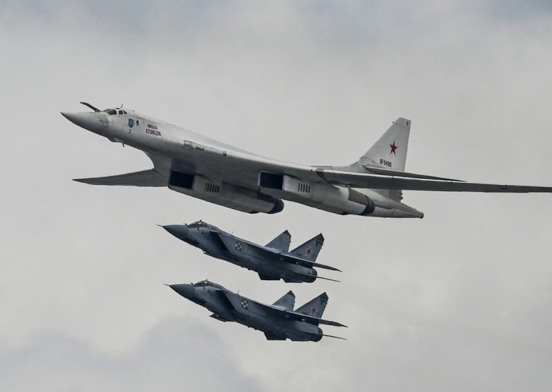 Rusija nastavlja raketirati Ukrajinu, oglasile se sirene za zračni napad: U akcijama sudjelovali i bombarderi Tupoljev Tu-160