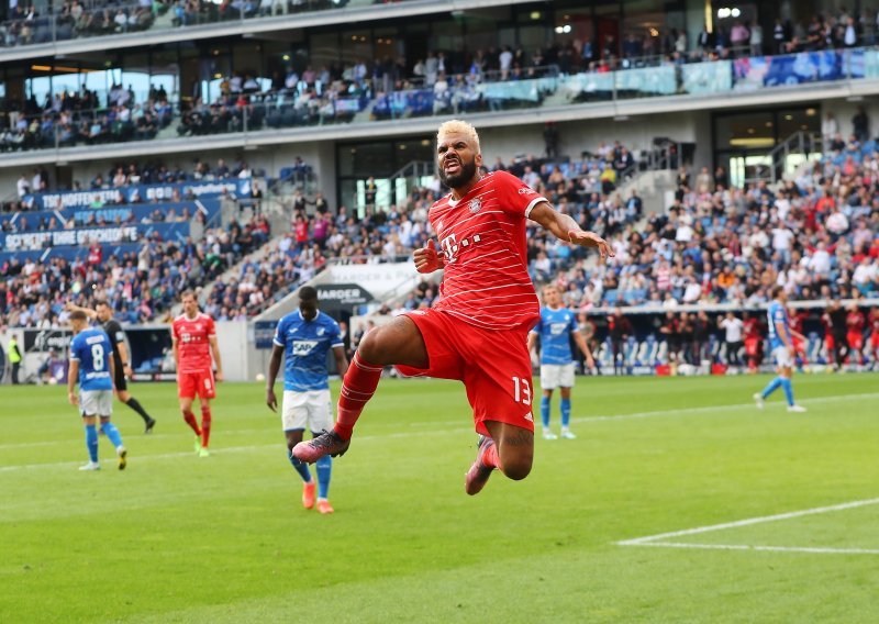 Bayern slavio kod Hoffenheima, ali nakon te utakmice izbornik Dalić lakše diše; Augsburg vodio 3:0 do 76. minute, a onda...