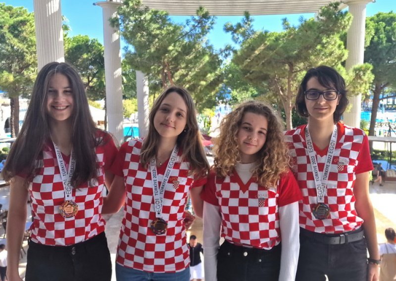 Hrvatske informatičarke osvojile srebro i dvije bronce na europskoj olimpijadi