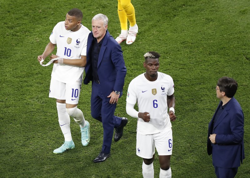 Teška srca, ali Didier Deschamps morao je već sada prekrižiti jednog od stožernih igrača: Za njega su vrata zatvorena