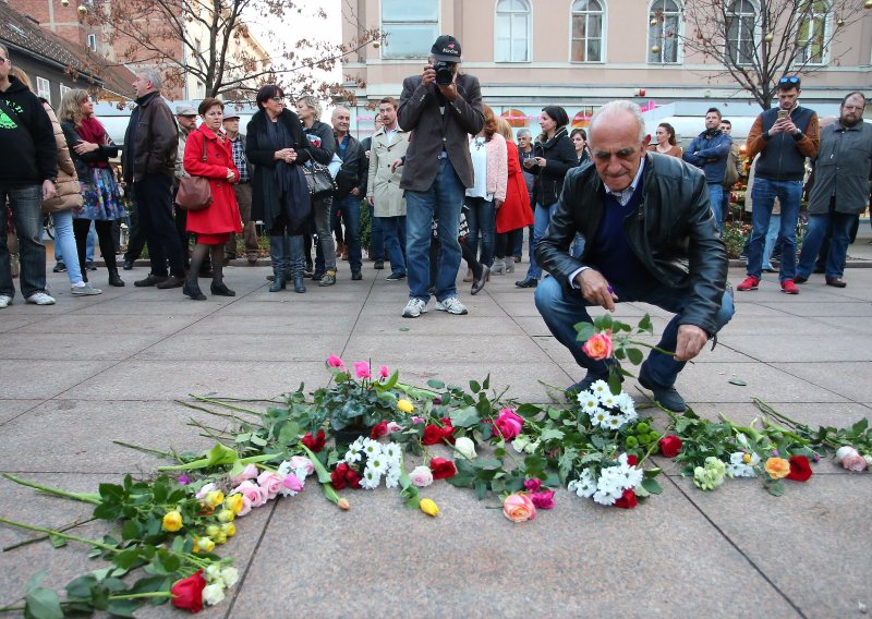 Prosvjed na Cvjetnom: Cvijećem protiv Bandićeve odluke