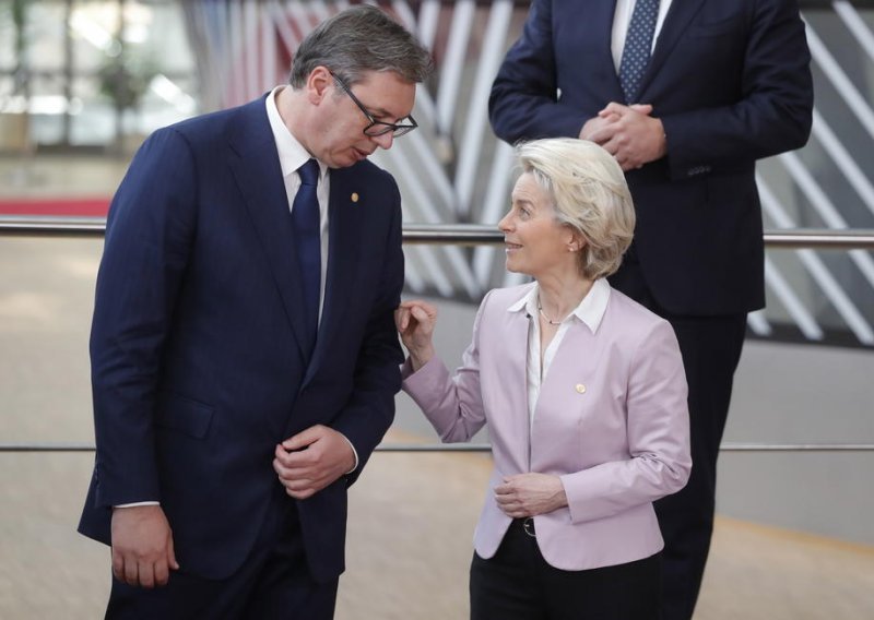Von der Leyen obećala trenutnu novčanu injekciju Srbiji. Vučić trlja ruke. Poznato je koliko će kapnuti na račun u Beogradu