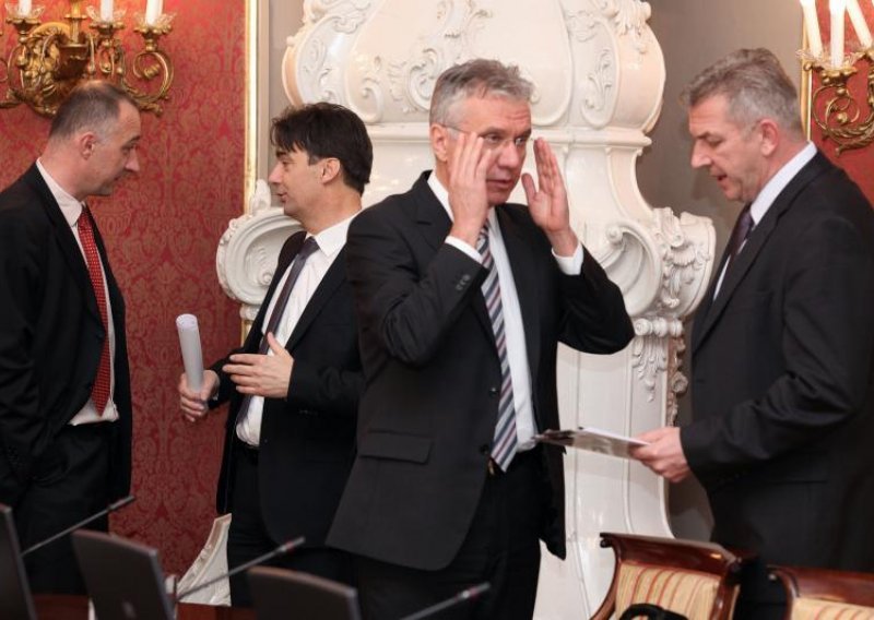 Zbog novog proračuna pate financije, zdravlje i poljoprivreda