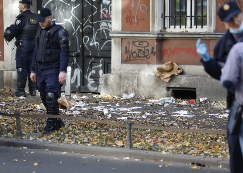 Posljedice tučnjave u Zagrebu; policija prijavila 44 navijača Torcide i šest BBB-a, jedan navijač životno ugrožen