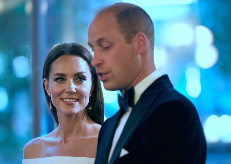 Od samog početka njihove veze Kate Middleton pronašla je najbolji način kako princa Williama maknuti od nasrtljivih djevojaka