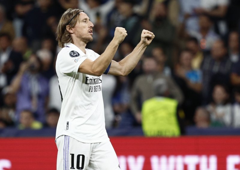 [FOTO] Luka Modrić postao apsolutni rekorder najelitnijeg klupskog natjecanja; Josip Juranović promašio penal