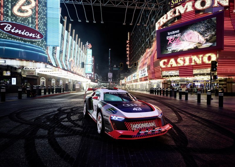 [FOTO/VIDEO] Ken Block i Audi S1 Hoonitron elektrificiraju Las Vegas: Spektakularna vožnja umjetnika drifta