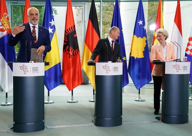 Scholz zemljama zapadnog Balkana obećao što brži pristup EU, a von der Leyen financijsku pomoć