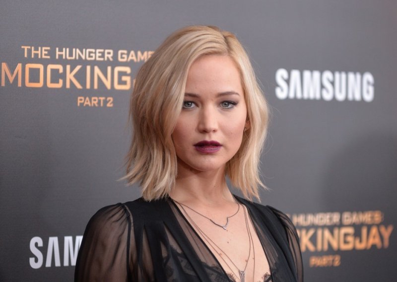 Jennifer Lawrence otkrila kako su izgledala druženja nakon snimanja 'Igri gladi': 'Samo smo pili viski i bili napušeni'