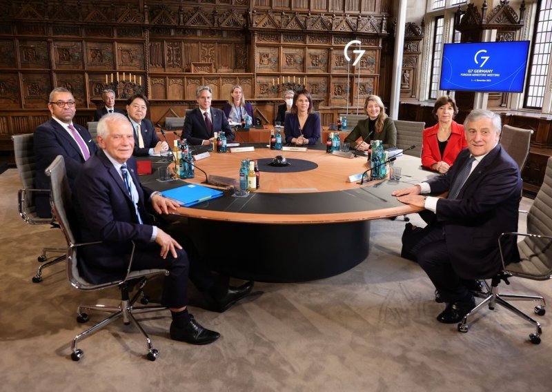 [FOTO] G7 će koordinirati pomoć za obnovu ukrajinskog energetskog sektora