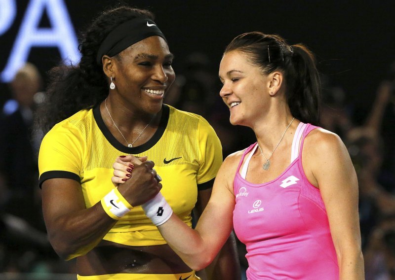 Strašna Serena u finalu; čeka je Nijemica Kerber