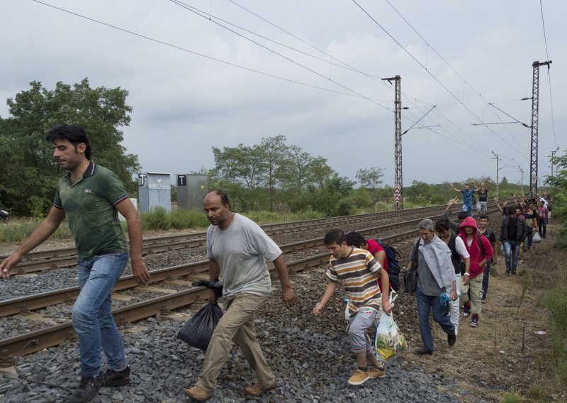 Sve jači pritisak migranata na Europu: Prijeti nova kriza, a europski čelnici nikako da se dogovore