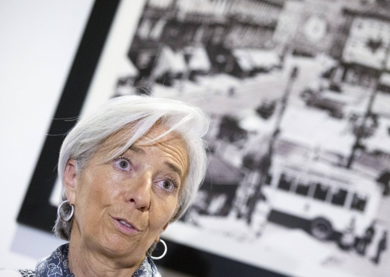 MMF odgađa odobravanje kredita BiH