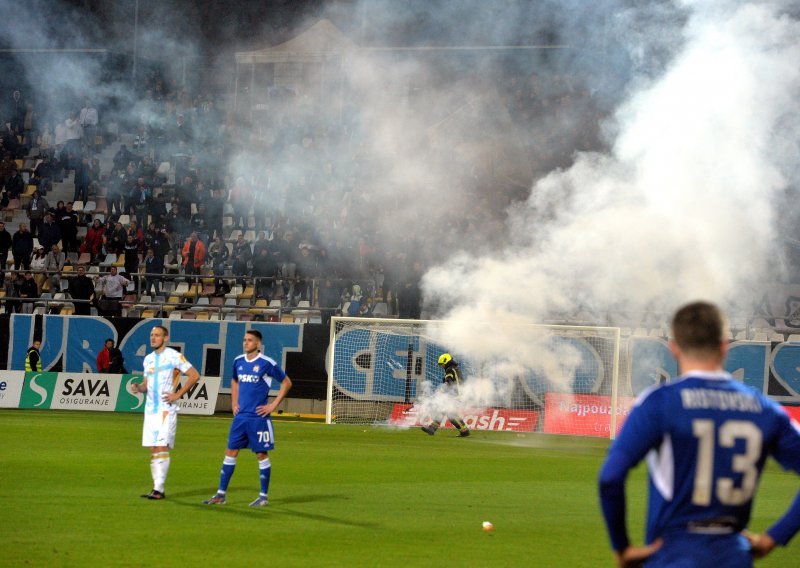 SuperSport Hrvatska nogometna liga, 17. kolo, Rijeka - Dinamo 2:7, 13.11.2022., video sažetak