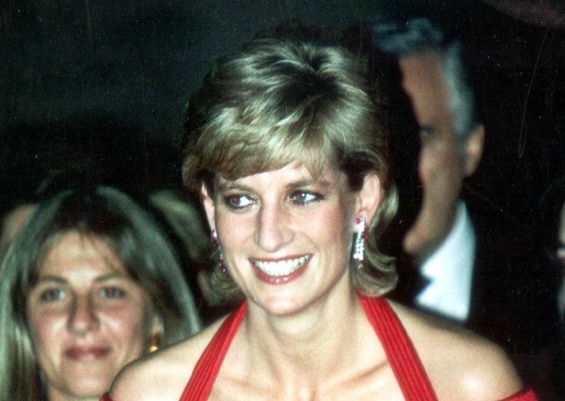 Uzaludna potraga za ljubavnom srećom: Koga je sve ljubila princeza Diana