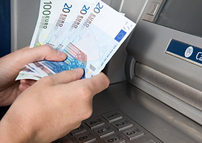 Banke izvijestile o uspješnom prelasku na euro