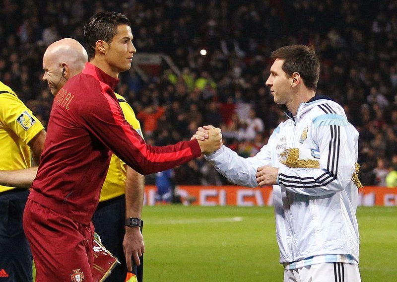 Cristiano Ronaldo i Lionel Messi zajedničkom fotografijom zapalili internet; pada rekord Instagrama!