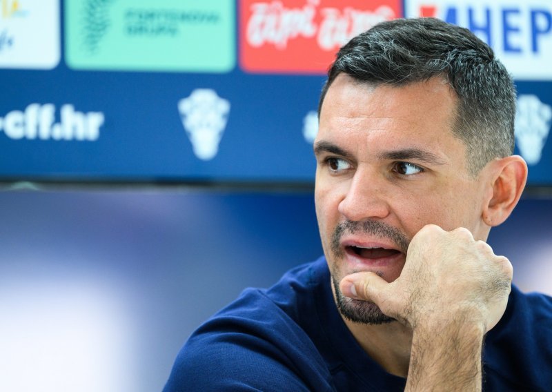 [VIDEO/FOTO] Dejan Lovren odgovorio britanskom novinaru, a njegove riječi odjeknut će u nogometnim krugovima