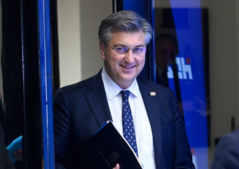 Plenković: Hrvatska ima najbolji investicijski kreditni rejting u povijesti i držimo ga