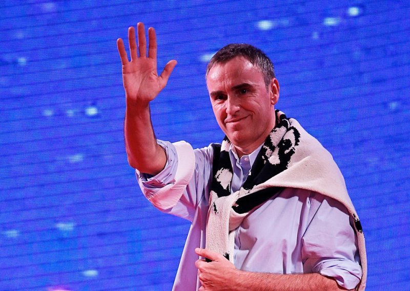 Dizajner Raf Simons gasi istoimeni modni brend nakon 27 godina