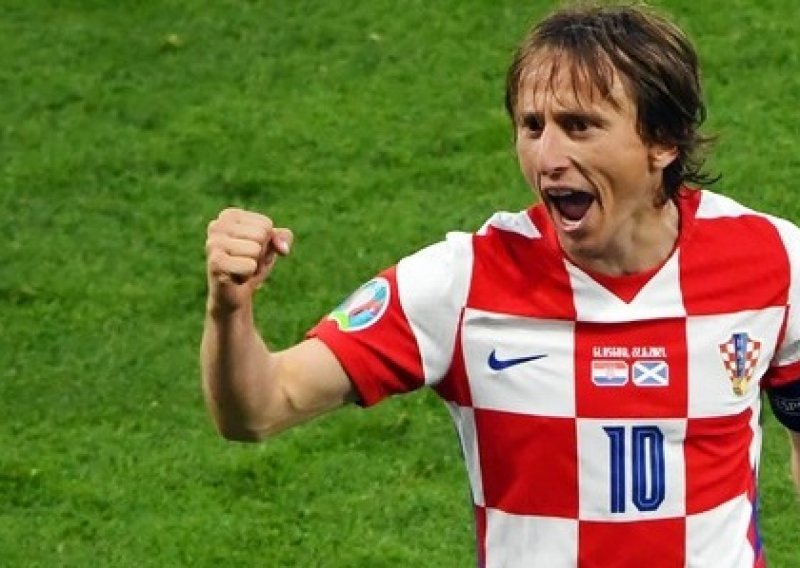 Luka Modrić rekao da ne bi imao ništa protiv Ronaldovog plana: Neka se to ostvari... A onda je prasnuo u smijeh na upit Daliću