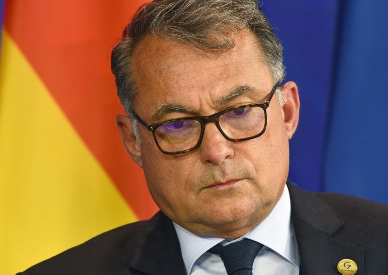 Šef Bundesbanka umiruje javnost: Imamo gotovine za pet dana u slučaju krize, neće biti ograničenja na bankomatima