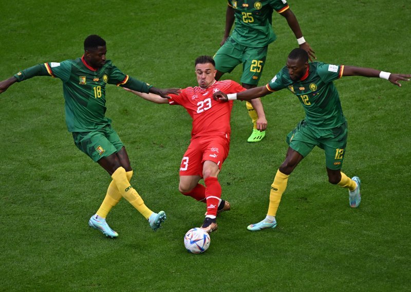 [FOTO] Švicarska slomila Kamerun, a strijelac jedinog gola nije slavio, imao je za to jako dobar razlog