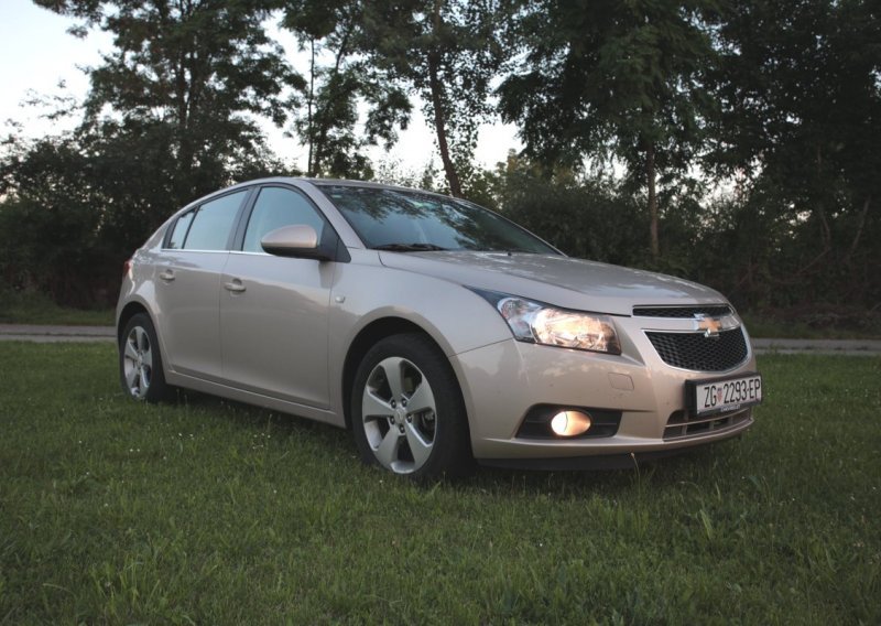 Chevrolet Cruze 2.0 D LTZ - kompaktni dizelski snagator