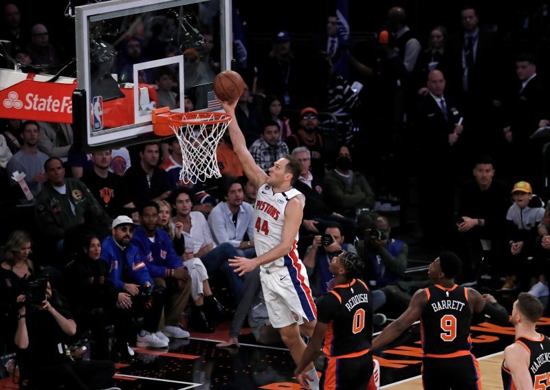 Bojan Bogdanović bio je najbolji strijelac Pistonsa, ali nije se baš mogao utješiti