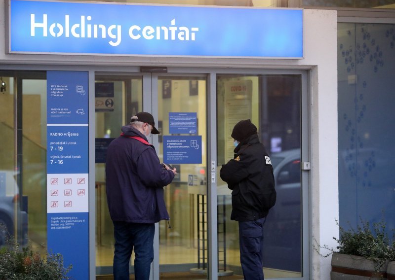 Od Nove godine voda u Zagrebu skuplja za 20 posto, raste i cijena parkinga u garažama. Krivca za poskupljenje vode nalaze u Vladi i starim cijevima