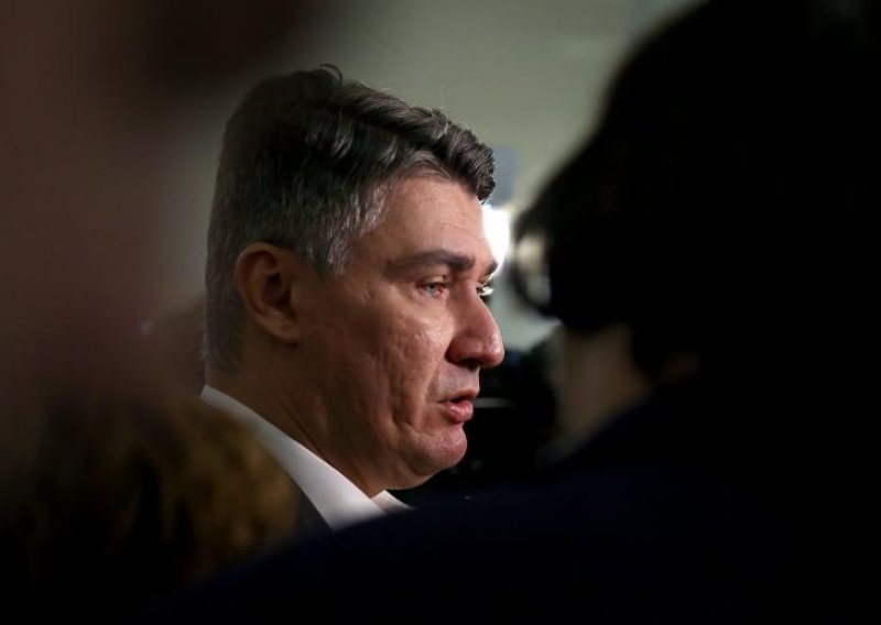 Milanović s Cameronom o izbjegličkoj krizi